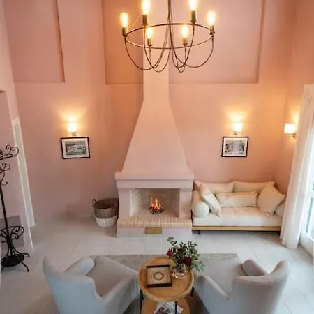 Sirocco Maisonette - Old Town Collection * Kyparissia