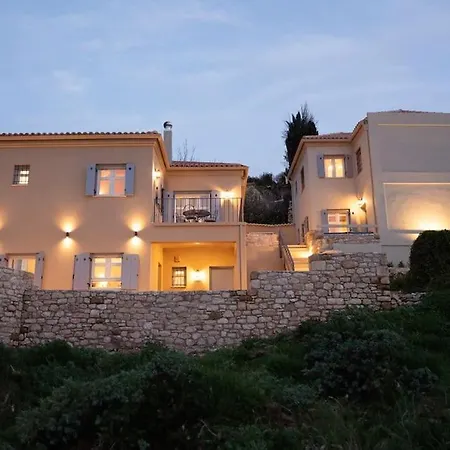Sirocco Maisonette, Old Town Collection Apartment