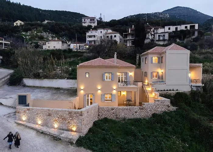 Sirocco Maisonette, Kyparissia Old Town Collection