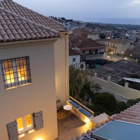 Sirocco Maisonette, Kyparissia Old Town Collection