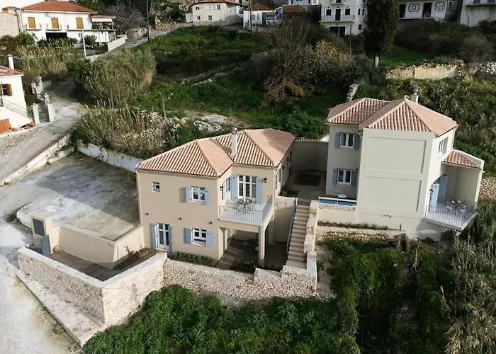 Sirocco Maisonette - Old Town Collection * Kyparissia